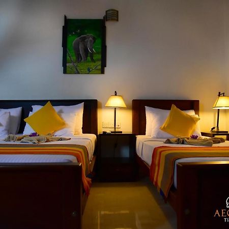 Aeon Hotel Tissamaharama Eksteriør bilde